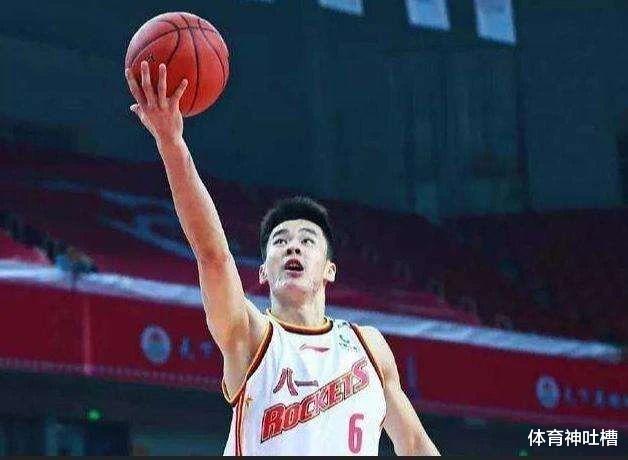 『郭昊文』官宣封杀？那个要进NBA的中国后卫，把自己搞废了，连CBA都打不上