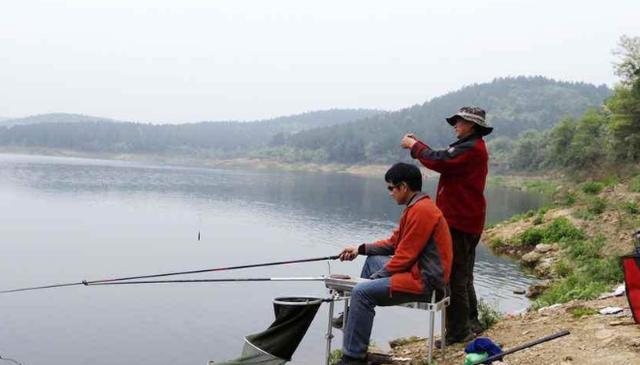 「处暑」夏季炎热,如何钓鱼?
