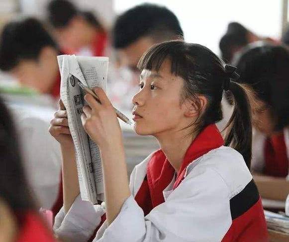▲高考：这4类学生常成为黑马，平时低调异常，结果一飞冲天读名校