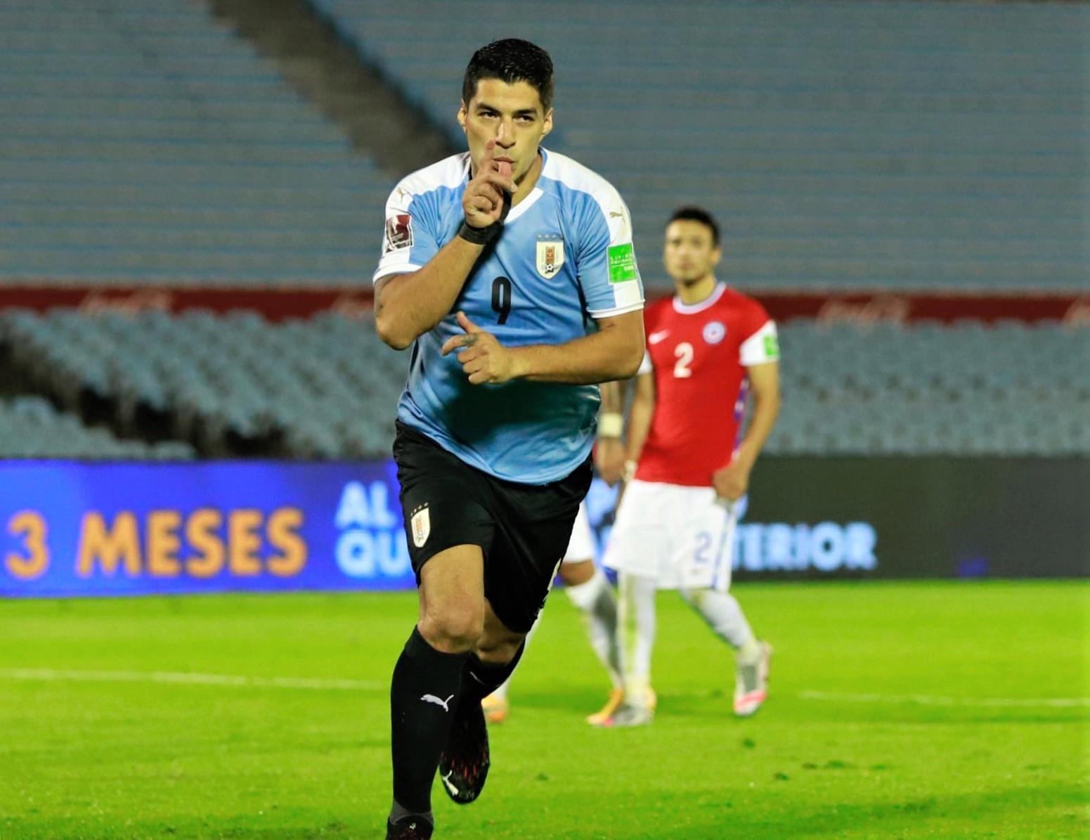 亚冠|93分钟绝杀！2-1！世界第6踢出疯狂6分钟 苏亚雷斯超梅西登顶