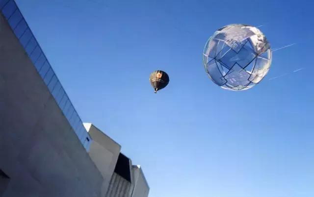 大象|牛顿的棺材板按不住了：这雕塑TMD不科学呀