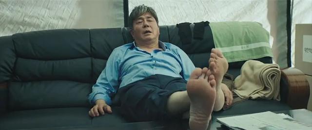 电影|连续四个热搜，这个黑幕该被戳破了