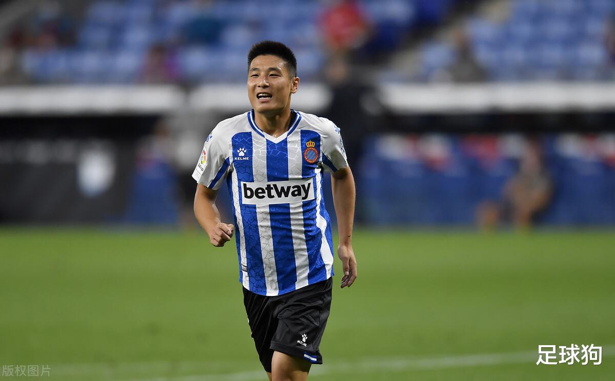 特朗普|西乙无缘连胜！西班牙人争议换人再遭惩罚：换上武磊之人染红