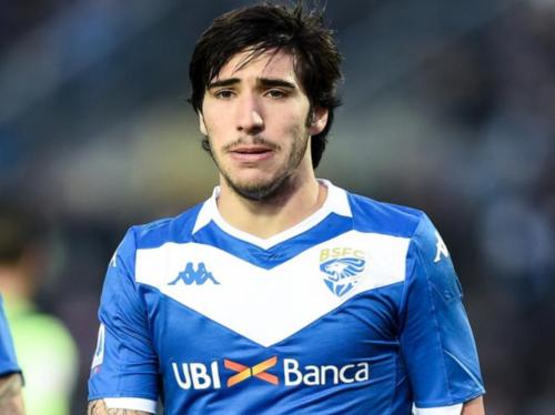 「国际米兰」薅羊毛逮着一只羊！巴萨又瞄准国米大将，张康阳复兴计划恐遭重创