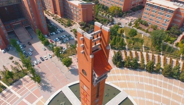 大学|河南一“双一流”大学，规模堪比一个县城，却被吐槽“名不符实”