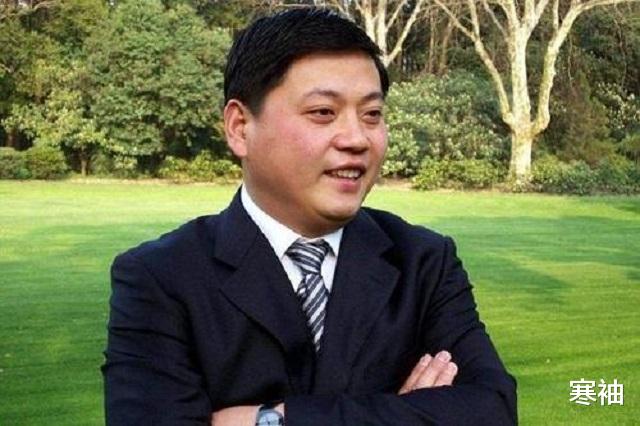 寒袖|他包下民航50多条航线, 25岁身价百亿, 奈何有命赚钱没命花英年早逝