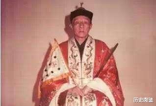 #天师#老蒋败逃时，不仅带走60万军队，还强行将63代天师带走，结局如何