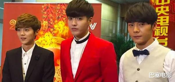 【吴亦凡】台下好兄弟，台上尬到脚趾抓地，“归国三子”世纪同台大写的尴尬