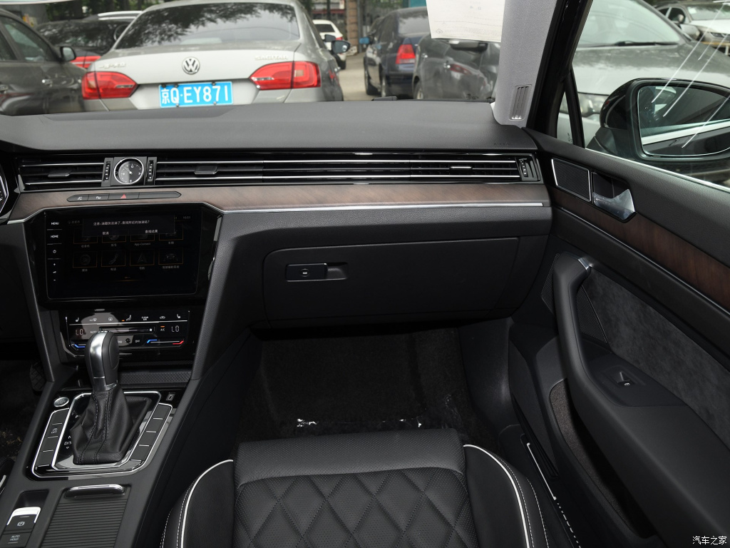 【大众迈腾】都说迈腾比帕萨特好,是这样吗?