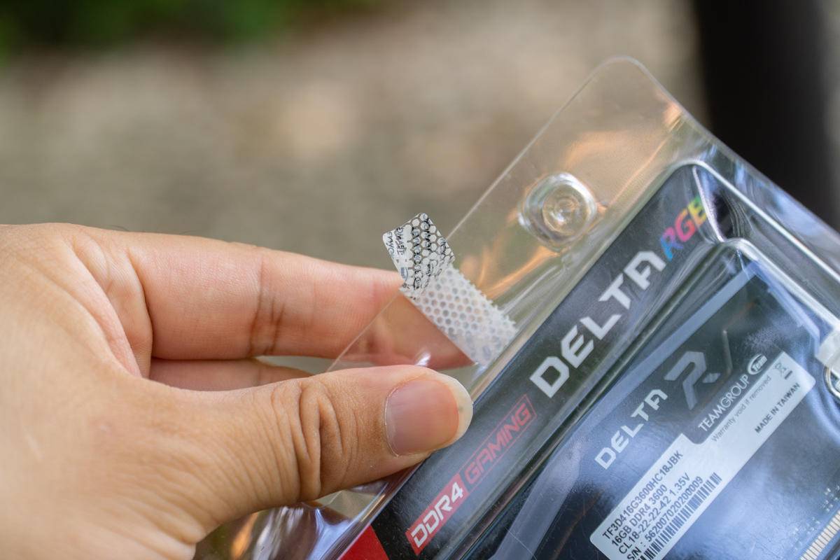 |步入32GB时代，十铨 3600 16GBx2套条开箱