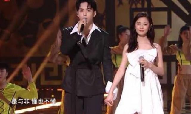 华语乐坛■华语乐坛拿掉“假唱”这块遮羞布，还剩下些什么？