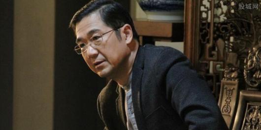 张国立|1972年张国立和尸体共处4晚后,精神错乱头发掉光,至今不敢回忆