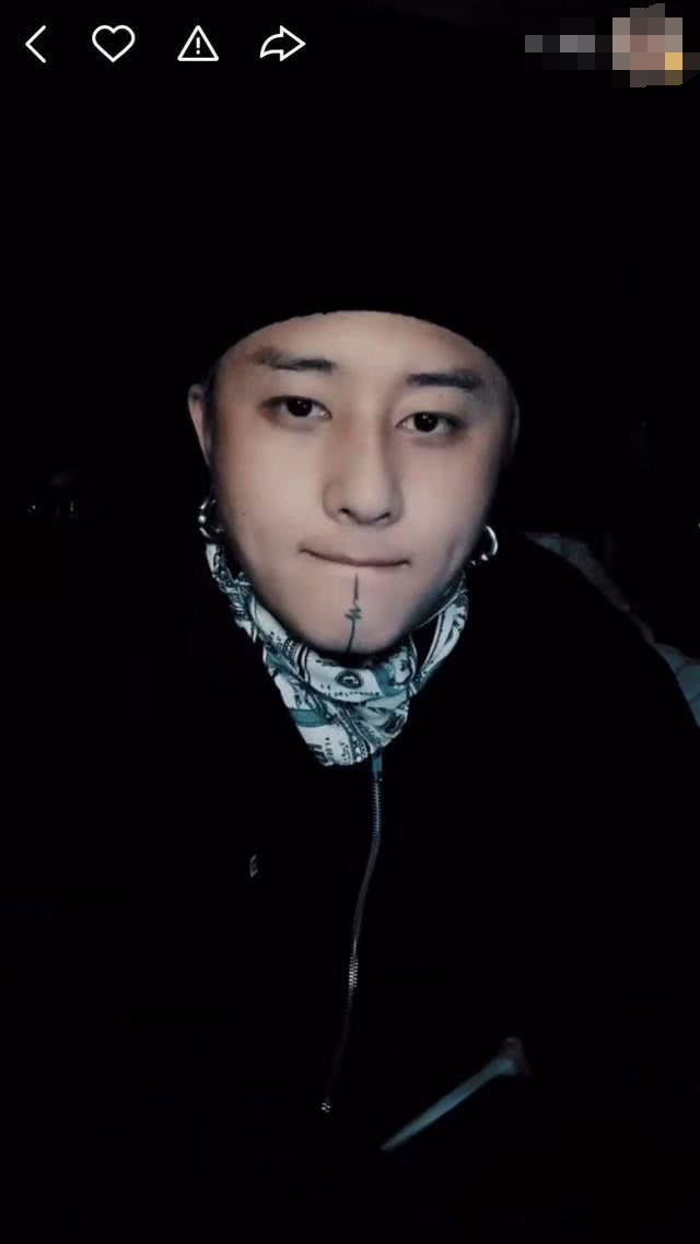 潘长江直播带货崩溃致歉!方丈太过个性,徒弟活动网红少!