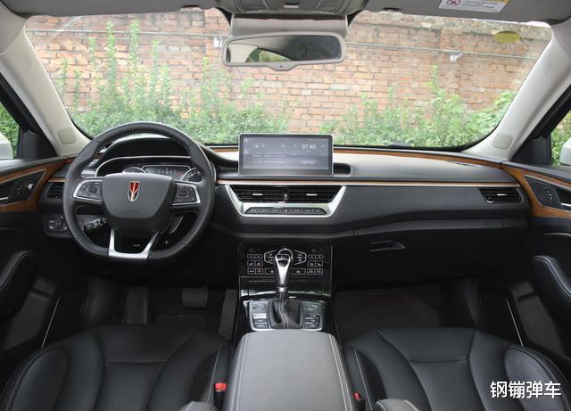 7座SUV▲适合当下入手的4款15万元B级车，大空间低油耗，关键是开上有面子