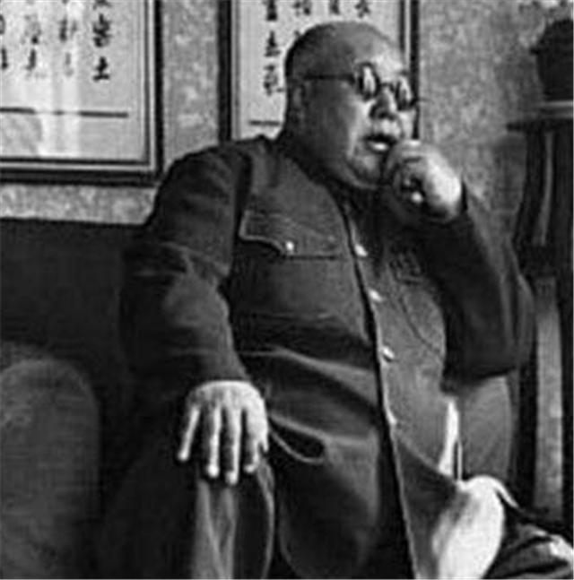 齐国|“土皇帝”马鸿逵：带7.5吨黄金逃往国外，晚年却问：百姓恨我吗？