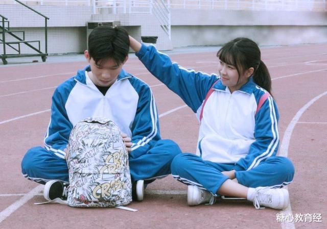 学渣|班主任直言，高中学霸大多会这4个“操作”，学渣装不出来