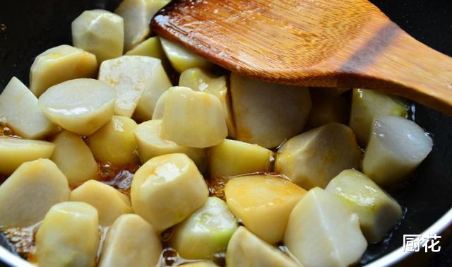 :此菜比\泻药\还清肠,吃它按时上厕所,体重悄悄降