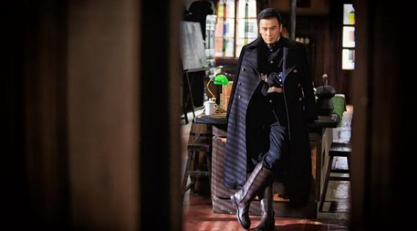 柳云龙|“谍战教父”新剧定档,双卫视同播,“结巴特工”将成最大看点