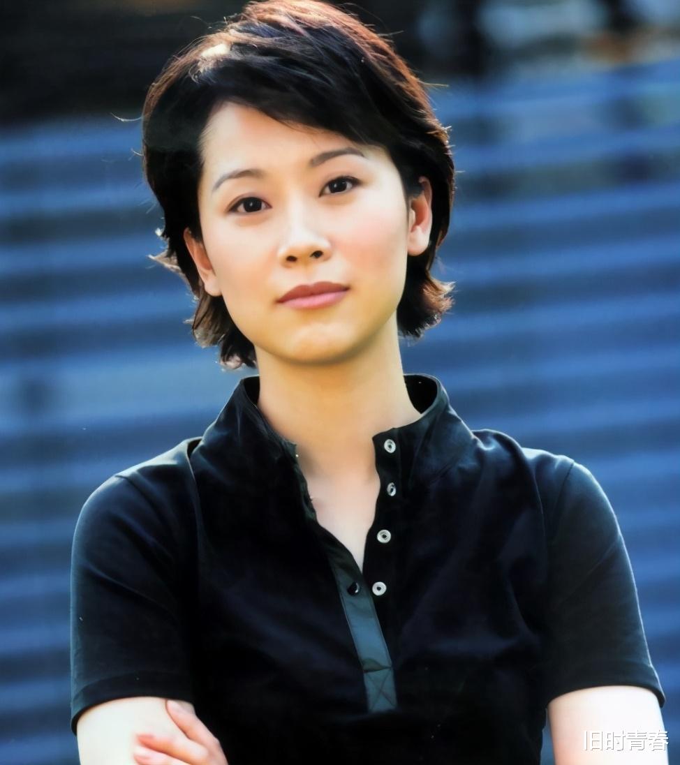 海清|“国民媳妇”海清:出身名门,隐瞒富豪丈夫12年,儿子成她骄傲