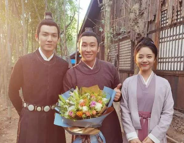 谭松韵|《锦心似玉》杀青!谭松韵被女配艳压,钟汉良三妻四妾人设不讨喜