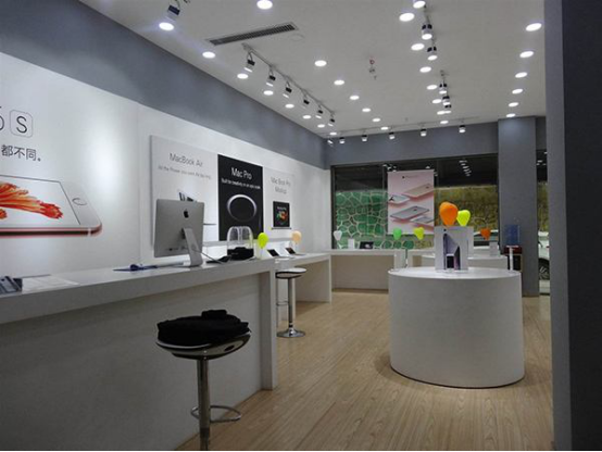 |为什么满大街的手机专卖店，并未见有几个人买，但是不会倒闭？