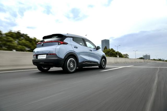 丰田威驰|太能跑了！这台合资电动SUV连续跑了近15个小时才趴窝