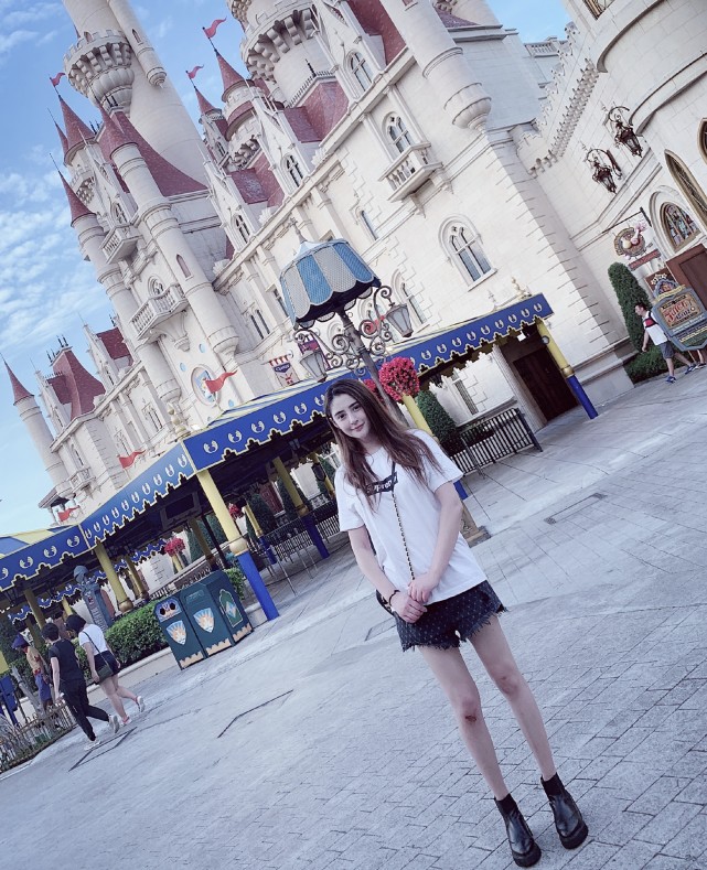 李心艾|周杰伦御用女主角李心艾怎么了？体重飙到快200斤，脸却依旧小