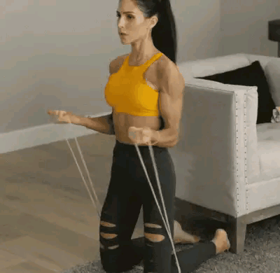 肱三头肌@4个弹力带动作，解决手臂松弛问题，练出紧致纤细天鹅臂