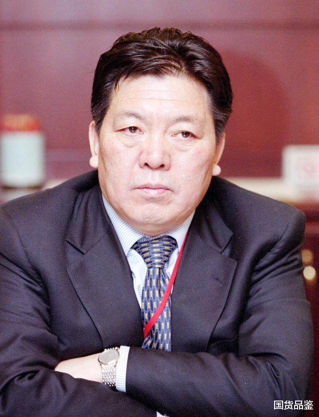 豪掷5000万娶女星,10年败光125亿,“中国第一败家子”今如何?