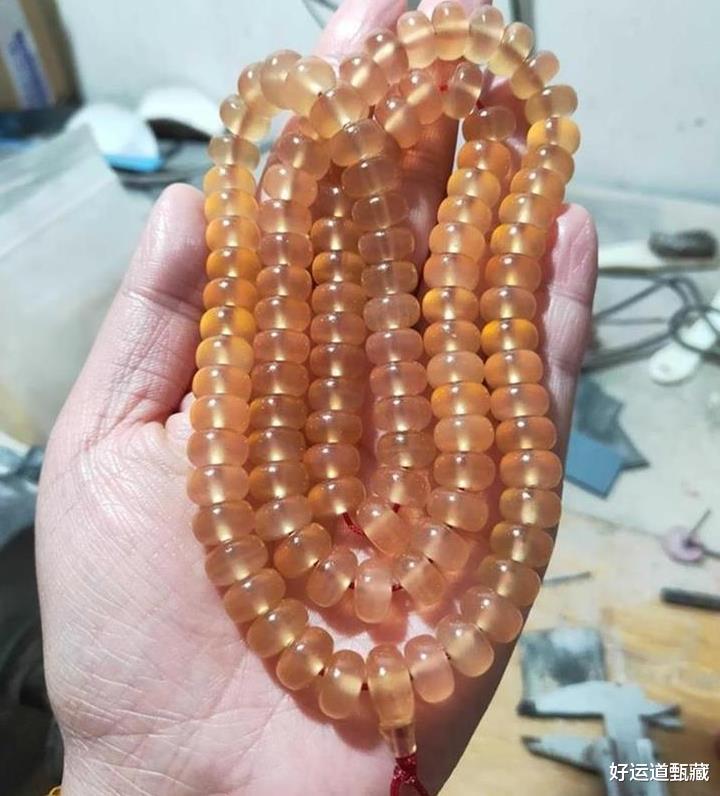 文玩|冷门小众文玩青鱼石，玲珑剔透，温润漂亮