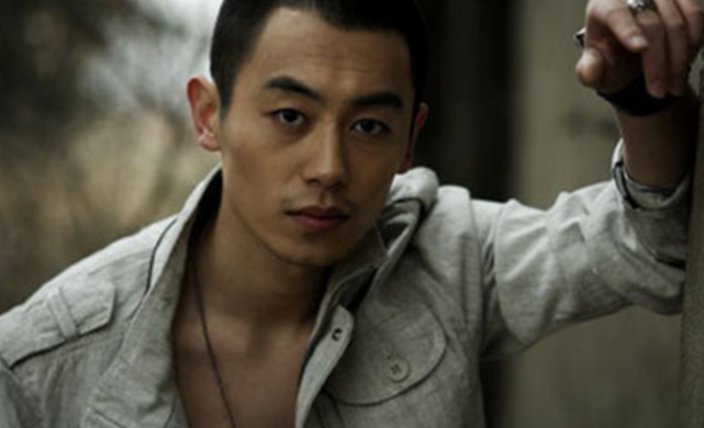 朱亚文:朱亚文新剧即将来袭!上演悬疑烧脑局中局,看到女主追定了