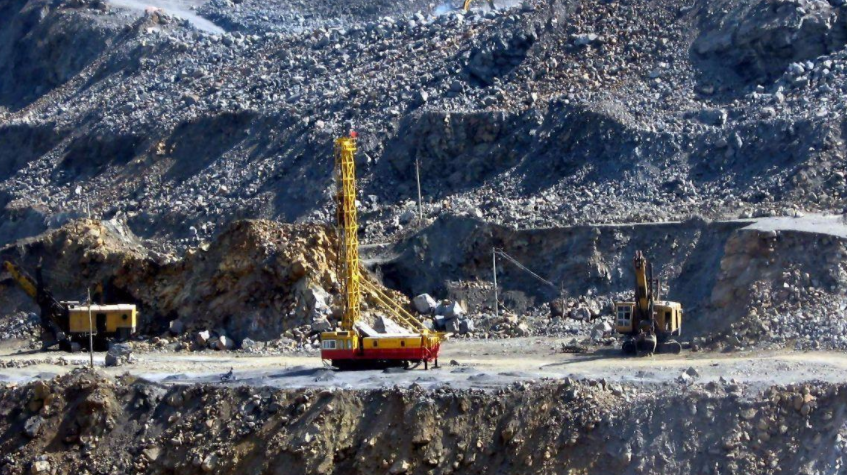 铁矿石 果断下达出口“禁令”，一颗矿石也不卖？中方：墙头草真令人讨厌