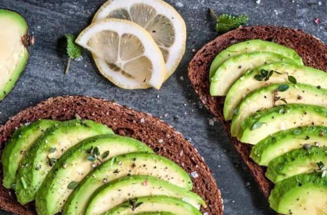 #咳嗽#一旦得了糖尿病，4种东西坚持吃，稳定血糖降血压，身体更棒！