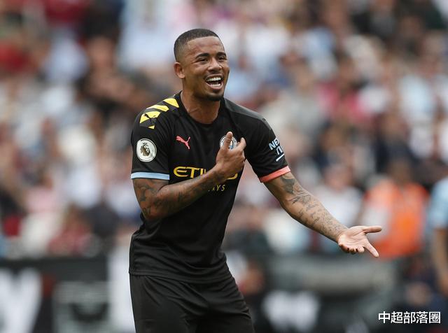 曼城|上午9点，曼城一疯狂引援曝光！瓜帅确定阿圭罗接班人，报价1亿欧