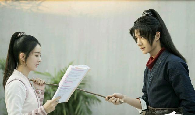 王一博■《冰雨火》低调开官博!王一博卧底角色开启,爱情事业双丰收!