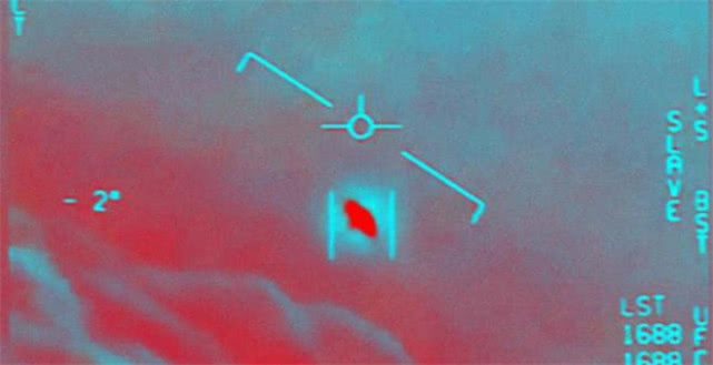 #外星生物#真有外星人？美国曝光3段UFO视频，速度极快美军战机都无法拦截