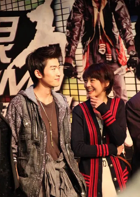 张翰|被曝复合后，张翰郑爽又传领证好消息，评论区粉丝炸锅：有完没完！