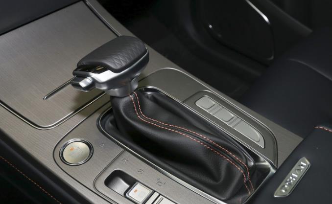 长安汽车|长安欧尚X7为何被称作好车？又或是油耗喜人？还是另有原因？