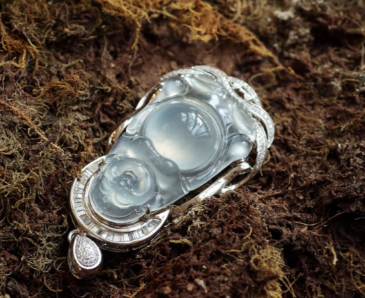 #翡翠#傻了吧唧的, 价值4000多万的玉石，22万就“贱卖”了！