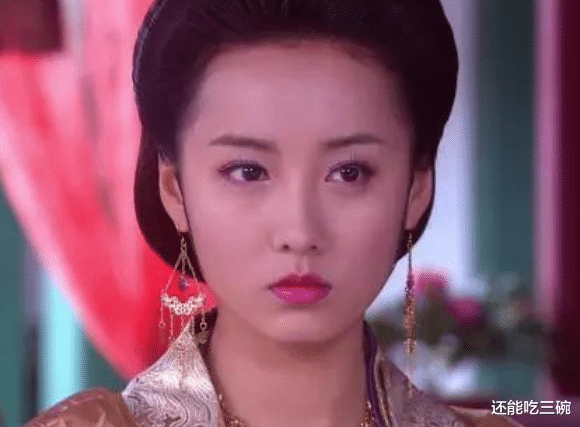 唐嫣|胡歌带她入行,唐嫣将她带火,不少人都想娶她,今36岁美到犯规