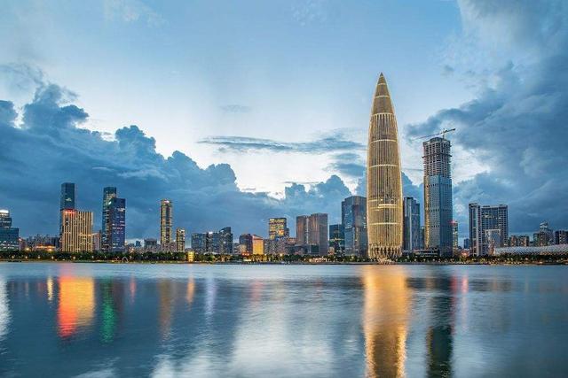 「房价」为什么经济不好，房价不跌反涨？