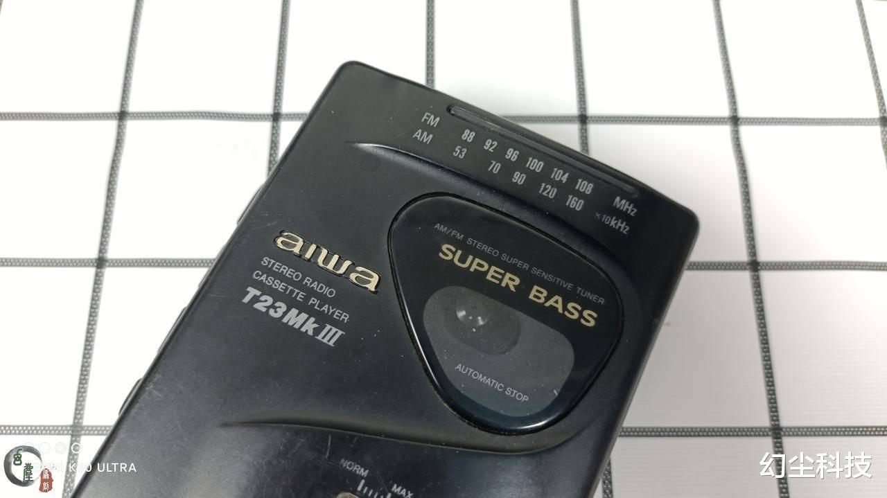 随身听|80后的情怀收藏，爱华三段均衡磁带随身听，拿出来音质就四座皆惊