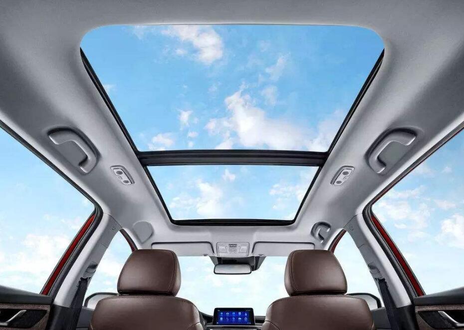 买车|汽车“有天窗”和“没天窗”有何差别？现在才知道我买错了