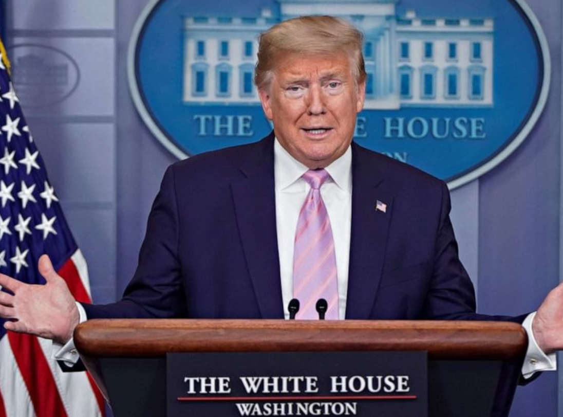 『美国』美国确诊人数超93万，无人机拍下美国的“乱葬岗”，现场犹如世界末日