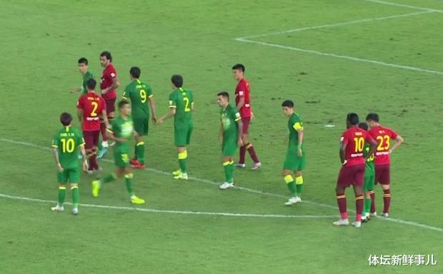 河北华夏|输球又输人！国安3-1华夏幸福，董路曝内情，高拉特引热议，谁注意李铁举动