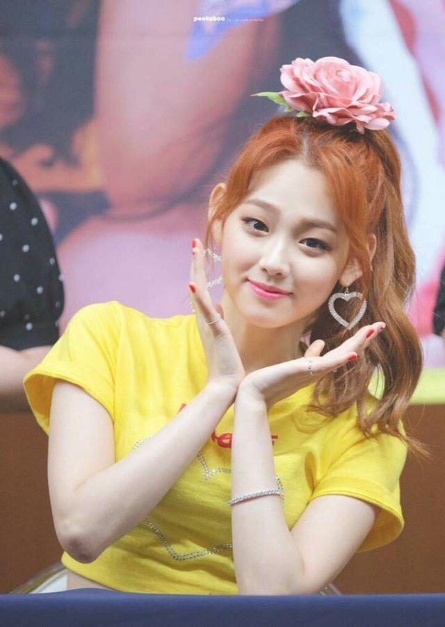 姜美娜|女艺人为出道狂甩26斤，臂围发生惊人变化，网友评论太真实