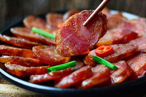 【肝脏】常吃4种食物,会导致肝变“硬”,三种食物天然护肝,不容错过