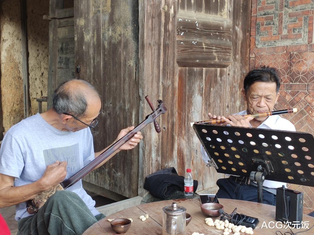 二次元|B站最老二次元UP主发扬传统文化,手办后又是乐队,新活怎么整?