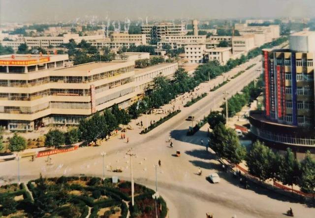 「爱因斯坦」1922年爱因斯坦两次到访中国,做出的几句预言,如今都一一应验