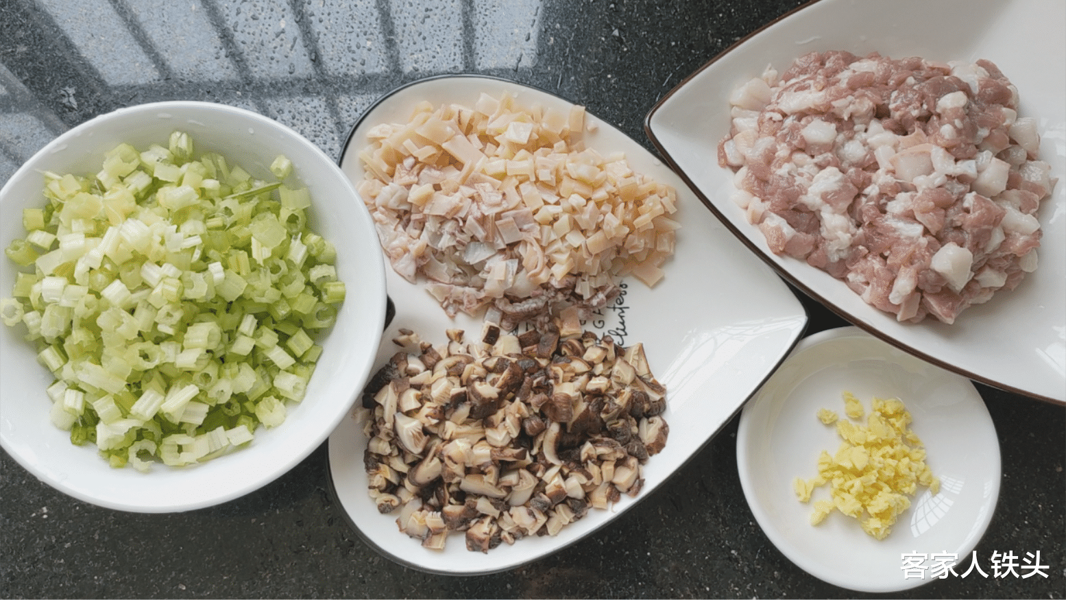 芋头|广东茶楼12元3个的芋头包，教你在家做便宜好吃，连吃5个还想吃